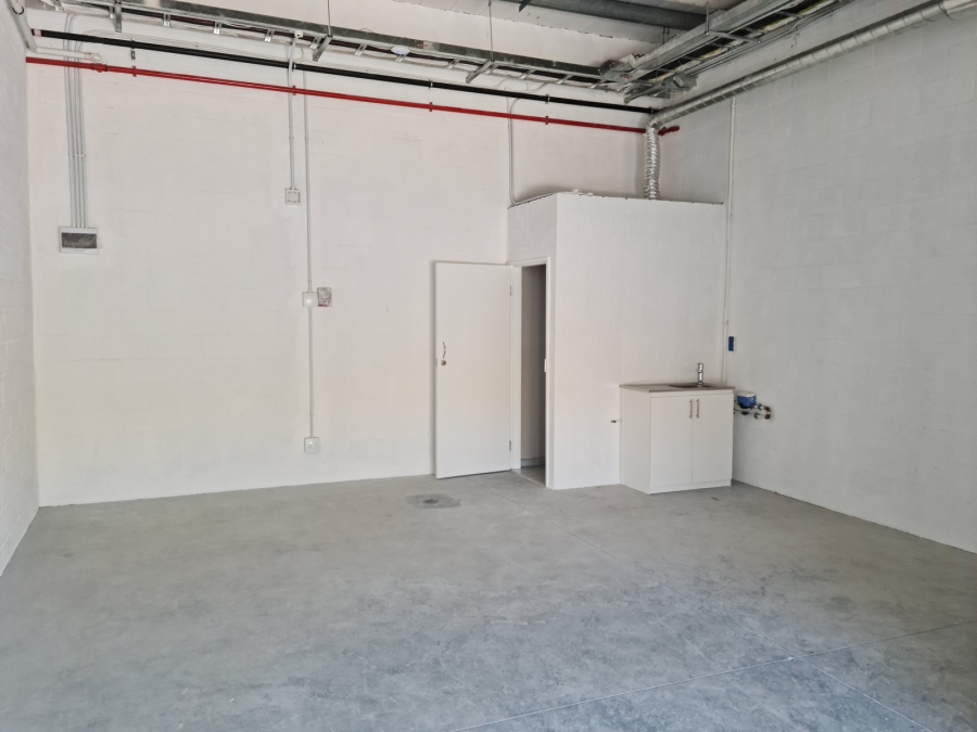 To Let Commercial Property for Rent in Asla Park Western Cape